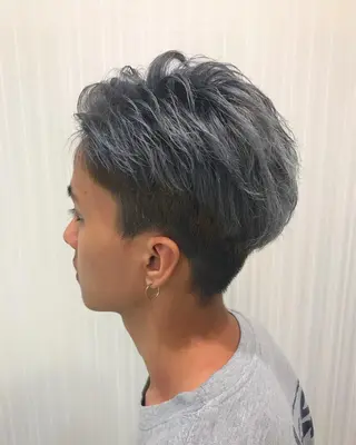 ショート カラー メンズ 中川 拓弥のヘアスタイル