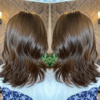 セミロング カラー tocca 💜石田愛結💜のヘアスタイル