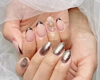 ネイル 🦋 Queenieのネイルデザイン