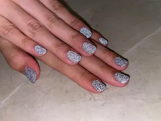 ネイル ﾔｽﾀﾞ ﾐﾅのネイルデザイン