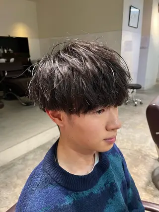 メンズ フェザーパーマ🌙 毛流れ yuzukiのヘアスタイル