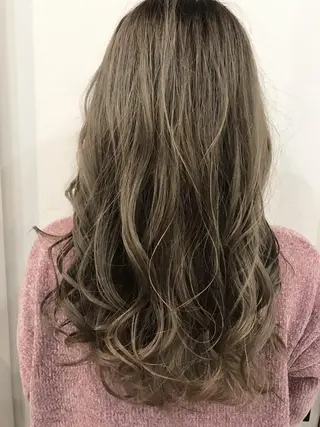 ロング カラー hair works raptureのヘアスタイル