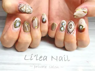 ネイル Li'leaNail AINAのネイルデザイン
