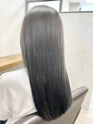 セミロング カラー 髪質改善×METEO 店長 貞松直也のヘアスタイル