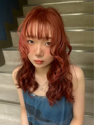 カラー MAMI / Lienのヘアスタイル