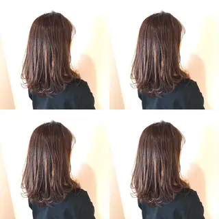 セミロング カラー 韓国レイヤーカット/ ダブルカラーのヘアスタイル