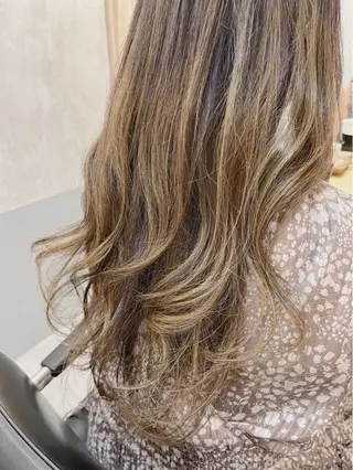 ロング カラー GO TODAY SHAiRE SALON  神戸三宮店所属・ナチュラル艶々縮毛 矯正シェアサロンのヘアスタイル