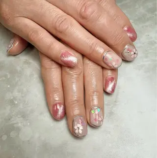 ネイル 小島 孝子のネイルデザイン