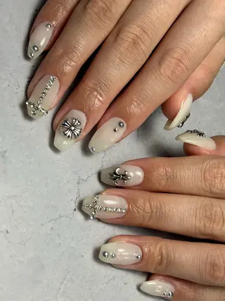 ネイル lulumu所属・Eri .Iのネイルデザイン