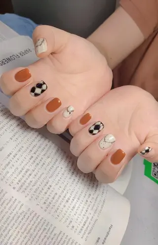 ネイル E·U·B ネイル所属・横浜市中区曙町 E·U·Bネイルのネイルデザイン