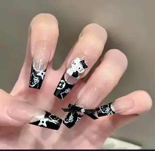 ネイル Pure&Rich Nailのネイルデザイン