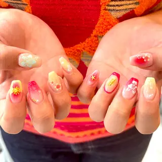 ネイル WOLTOKYO 🦋shizukuのネイルデザイン