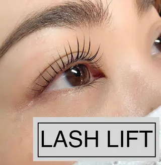 マツエク・マツパ mooi beloep所属・mooi beloepのマツエク・マツパデザイン