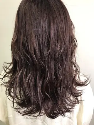 ミディアム カラー リルウヘアー 天王寺のヘアスタイル
