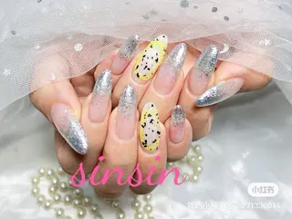 ネイル 西岡 真由美のネイルデザイン