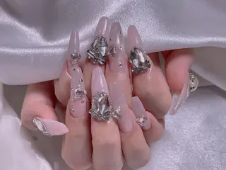 ネイル M2ネイルサロン【長さ出し&フィルイン導入店】所属・長さ出し専門店 RIRIのネイルデザイン