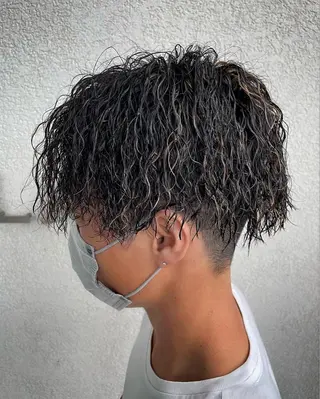 ミディアム パーマ メンズ LAP.s所属・LAP.s 中嶋　諒のヘアスタイル