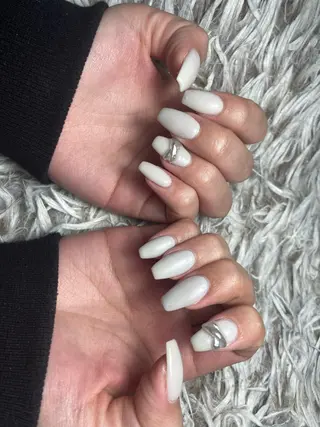 ミディアム ネイル ✴︎ Delightのネイルデザイン