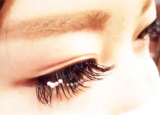 マツエク・マツパ Anlly hair所属・加賀谷 彩のマツエク・マツパデザイン