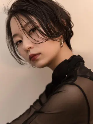 ショート カラー robe所属・ツジガキ ユウスケのヘアスタイル