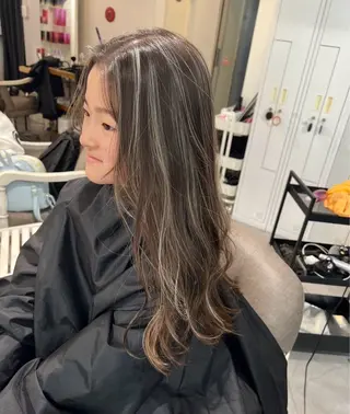 ロング カラー ROBIN所属・指名数No.1 /NAOYAのヘアスタイル