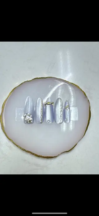 ネイル クイーンズネイル銀座所属・Queeens nailのネイルデザイン