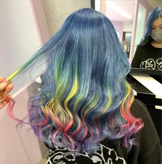 ロング L STUDIO心斎橋店所属・派手髪支持率No1 Eisukeのヘアスタイル