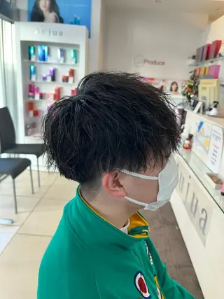 ショート パーマ メンズ 韓国風メンズ/毛流れ ヘアなら須田龍世のヘアスタイル