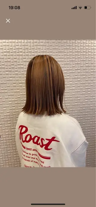 ミディアム 井口 カオリのヘアスタイル