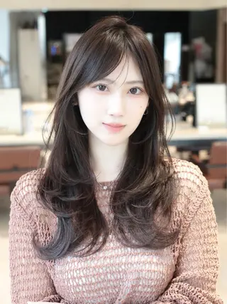 ロング カラー レイヤー/顔周り /透明感🩶高橋大のヘアスタイル