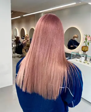 ロング SOL.所属・ハイトーンカラー/デ ザインカラー中川竜斗のヘアスタイル