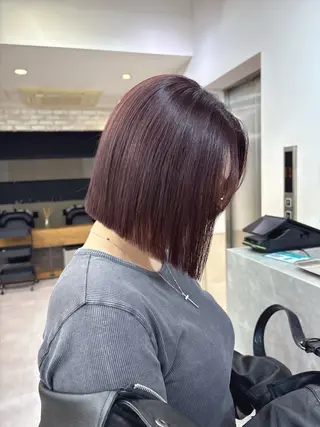 ミディアム 中野 茉莉のヘアスタイル