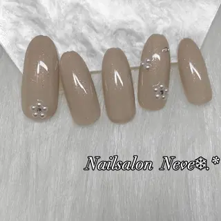 ネイル Nailsalon Neve❄︎.*のネイルデザイン