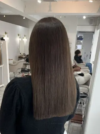 ロング カラー piLLon 心斎橋のヘアスタイル