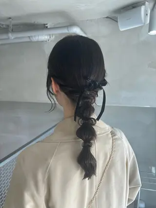 ヘアアレンジ 🧸ミルクティー／ 顔周りレイヤー/ミクのヘアスタイル