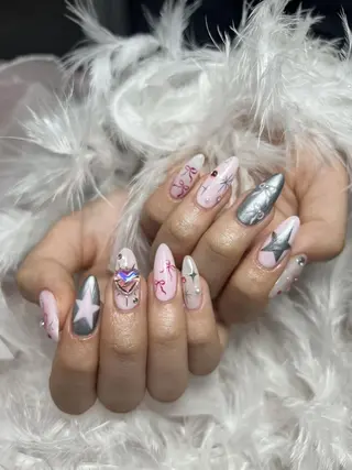 ネイル DEMAIN- 🌹のネイルデザイン