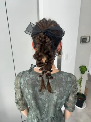 ヘアアレンジ monaヘアアレンジ 🎀/お呼ばれのヘアスタイル