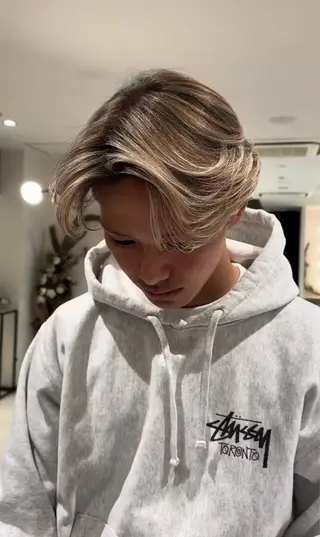 ミディアム カラー メンズ iCON TOKYO 海外風ヘア特化サロンのヘアスタイル