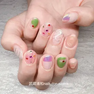 ネイル R inのネイルデザイン