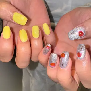 ネイル RIEKO🍒 ワンホン♡推しネイルのネイルデザイン