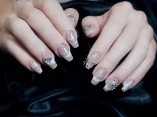 ネイル Rola kira nail salon所属・Rola kira 麗のネイルデザイン