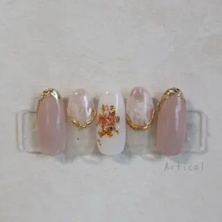 ネイル Artical所属・Artical salonのエステ・リラクイメージ
