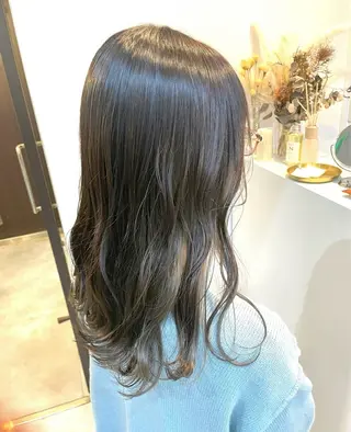 ロング カラー 中村 あやかのヘアスタイル
