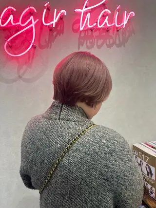 ショート カラー 🪽髪質改善ストレー ト🤍美羽🤍のヘアスタイル