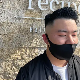 ショート 川田 仁のヘアスタイル