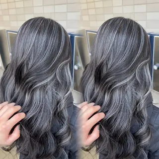 ロング カラー 表参道/ハイライト バレイヤージュのヘアスタイル