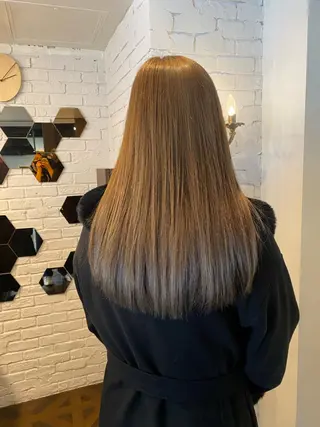 ロング カラー デザインカラー/ハイ トーン/konomiのヘアスタイル