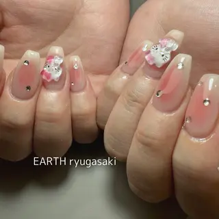 ネイル hair&make EARTH coiffure beaute 龍ケ崎店所属・tomita ayakaのネイルデザイン