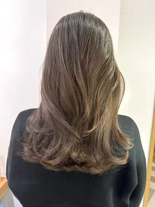 ロング カラー レイヤーカット /透明感カラー西田のヘアスタイル