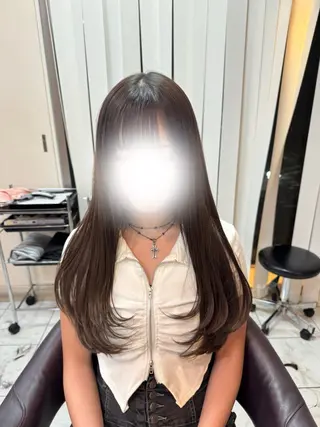 ロング 皆川 優奈のヘアスタイル